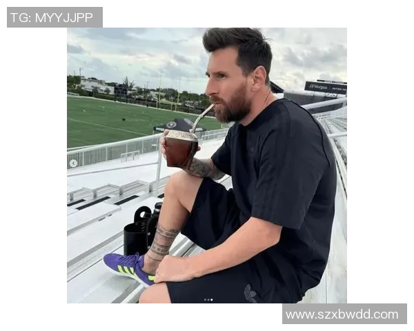 如何快速找到足球明星的个人社交媒体账号和最新动态